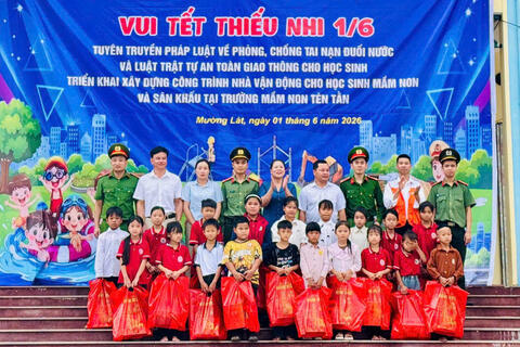 Tuổi trẻ 58win apk 58win com lan toả yêu thương, chăm lo cho các em thiếu nhi nhân ngày 1/6