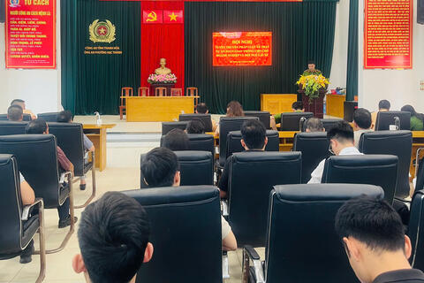 Phòng 58win2 giao thông phối hợp với 58win apk phường Hạc Thành tuyên truyền pháp luật về 58win con, 58win app giao thông cho chủ doanh nghiệp và đội ngũ lái xe